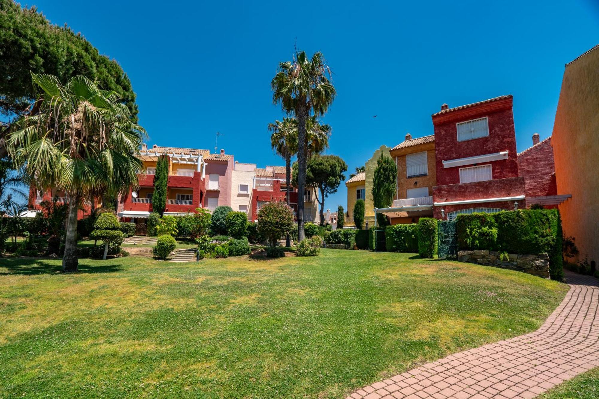 Bhost - Atlantica Golf Islantilla Exterior photo